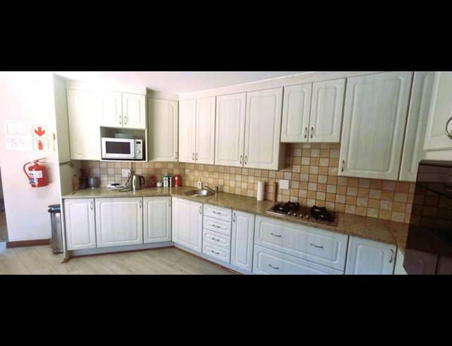 5 BEDROOM HOUSE FOR SALE IN ZWARTKOP